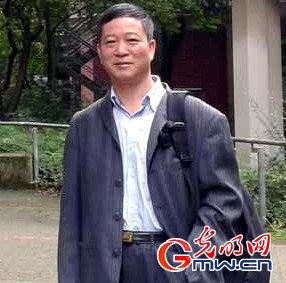 池子华 池子华
