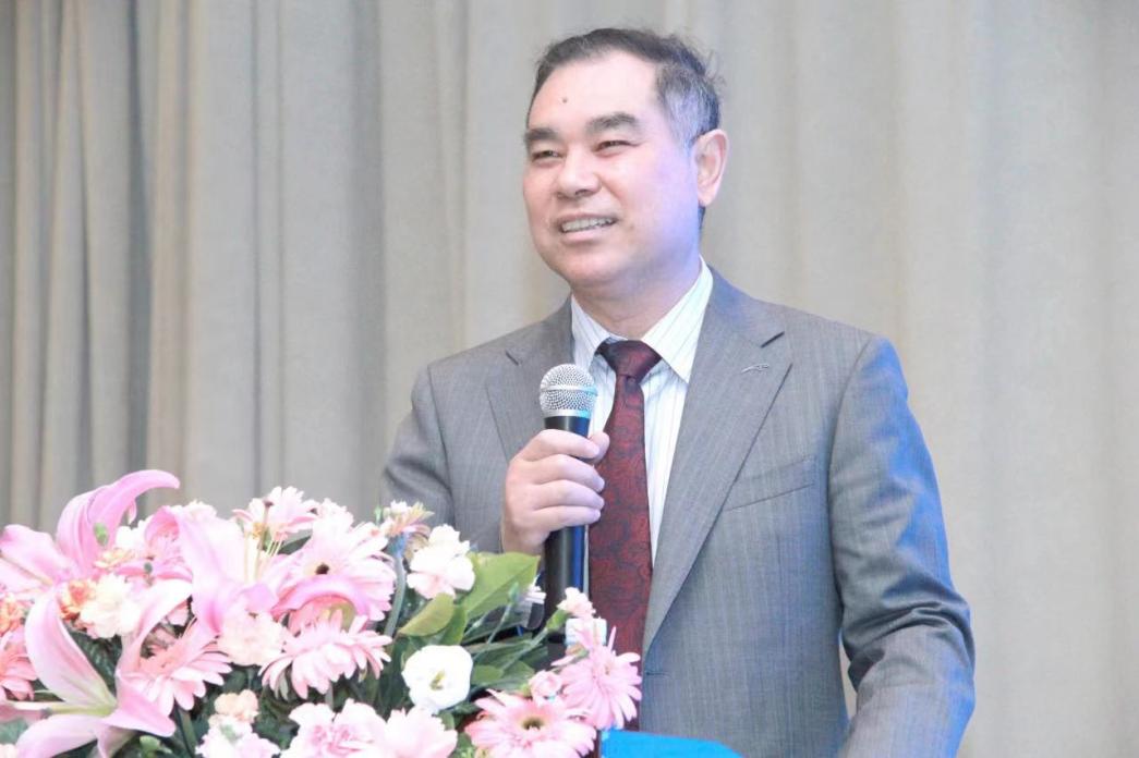 为光明护航的“多面能手”