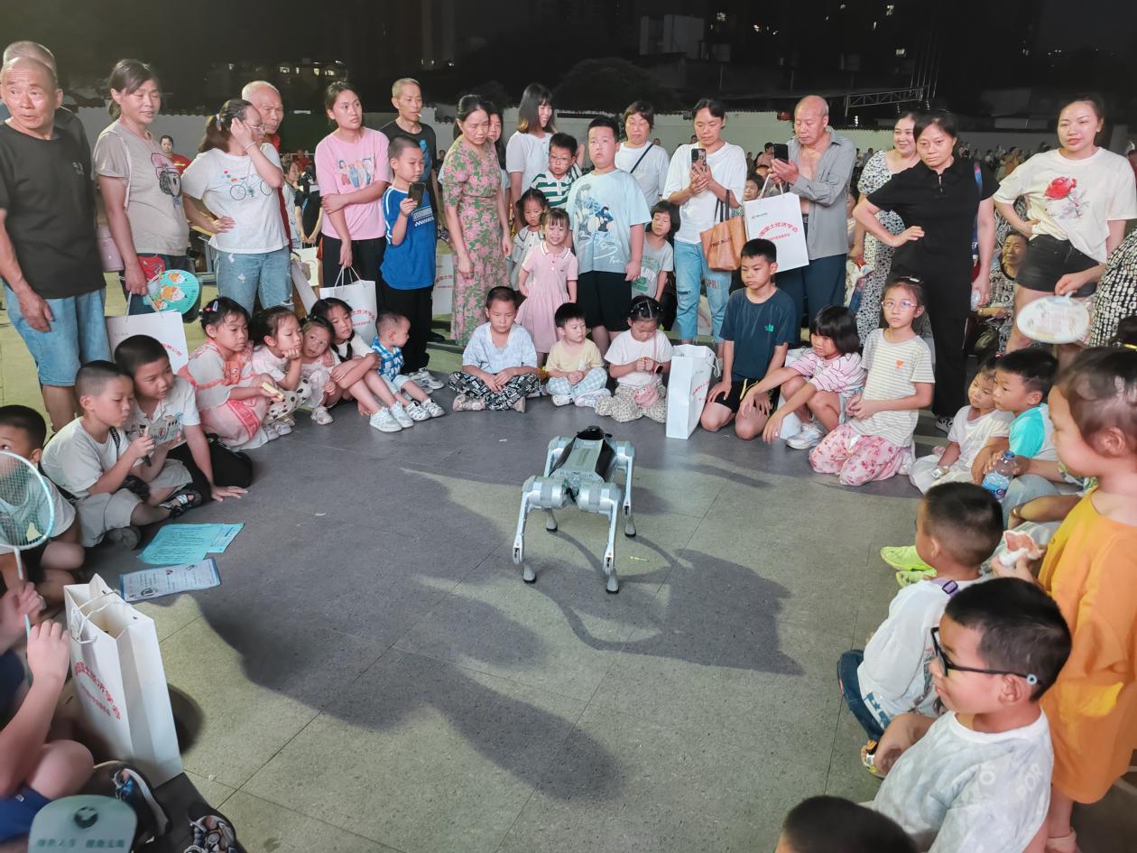 龙泉驿区同安街道举办“逐梦科学路”科普活动 提升居民科学素养与安全意识