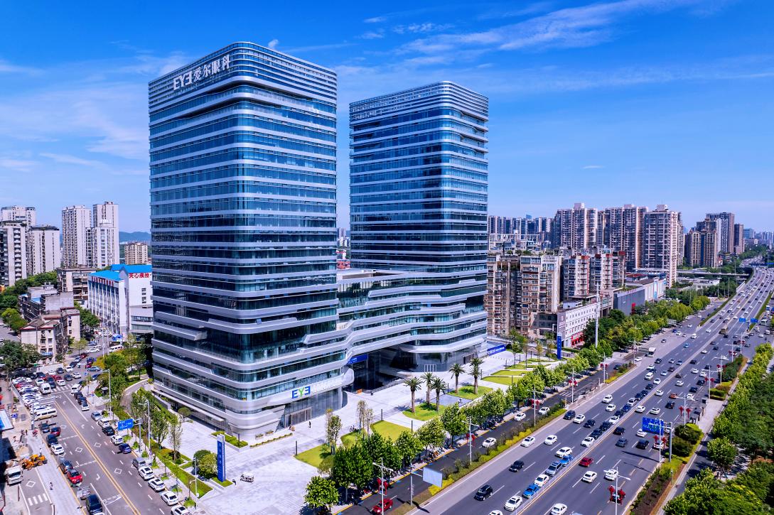 爱尔眼科的刷屏长信:读懂民营医疗的向上向善之路