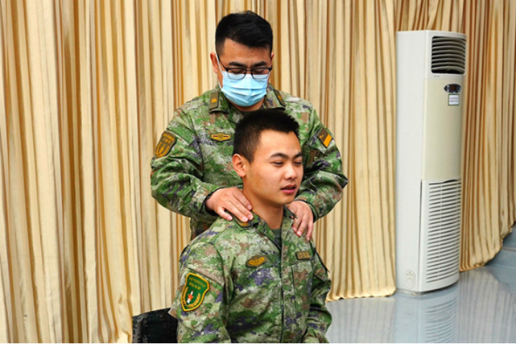 千里巡诊：把健康送到战位——火箭军特色医学中心开展“健康军营行”活动纪实