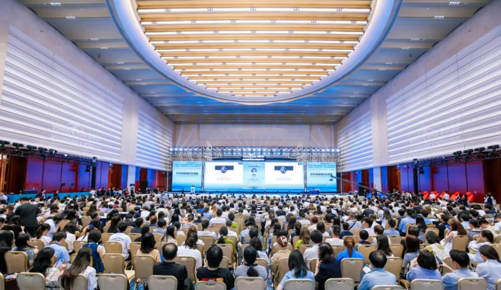 Vision China2026发布多项行业标准与数智眼科成果